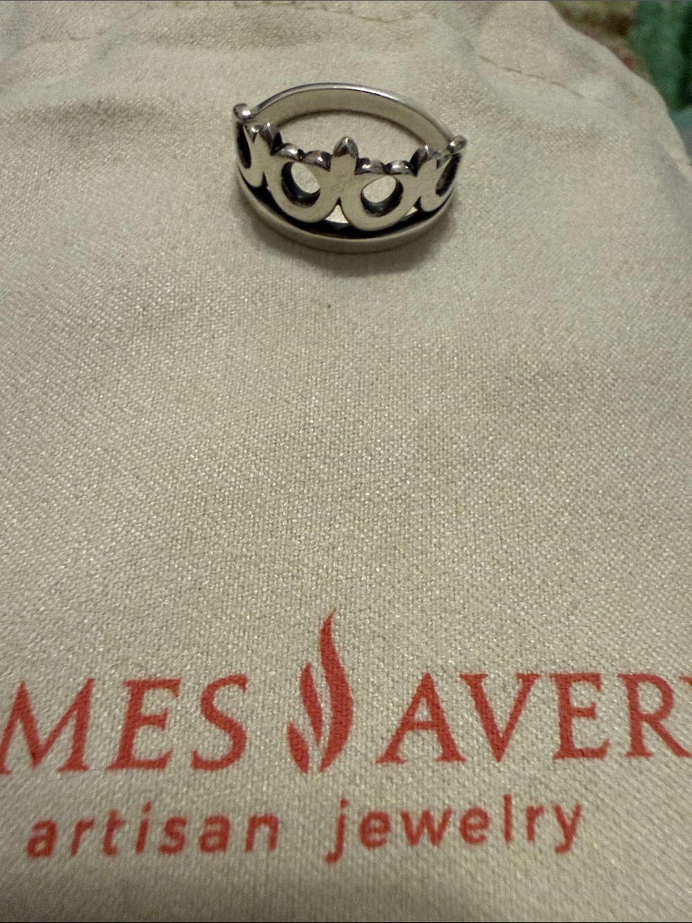 James Avery Retired Tiara Crown Ring: 925 Sterling Silver; Size 8.5